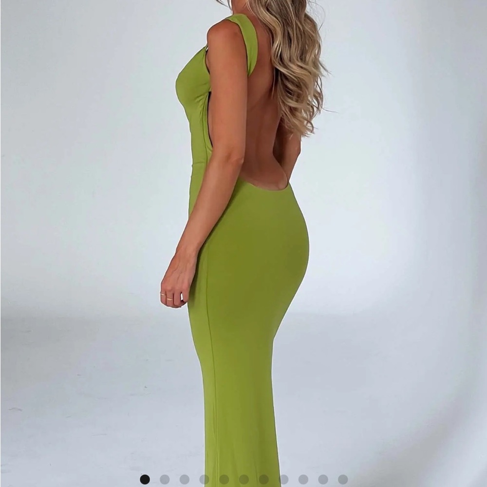 Tiger Mist backless dress size M.
